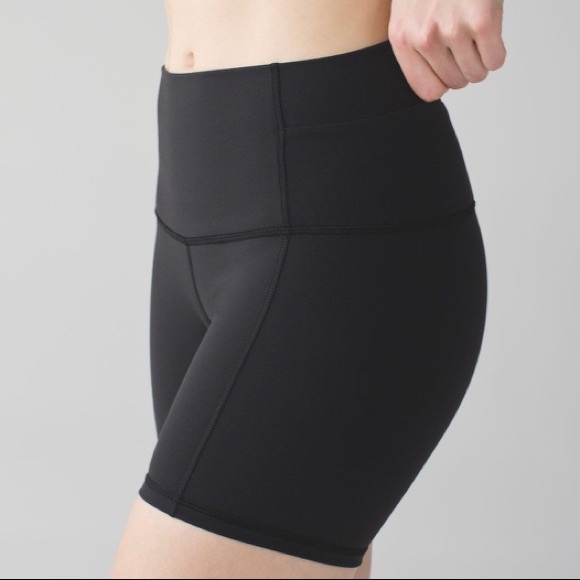 lululemon wunder shorts